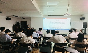 ���ͷ�꿪չ����������ѵ